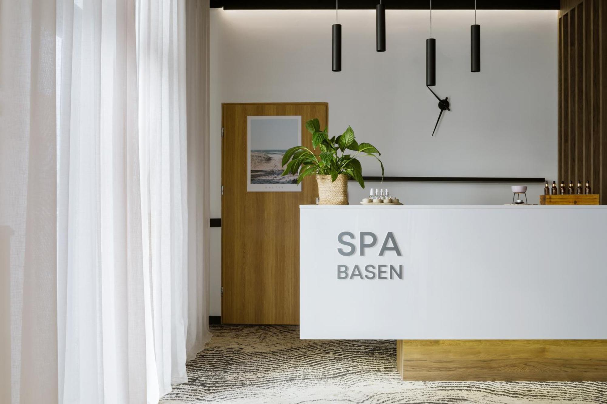 Hotel Saltic Resort & Spa Grzybowo Колобжег Екстериор снимка