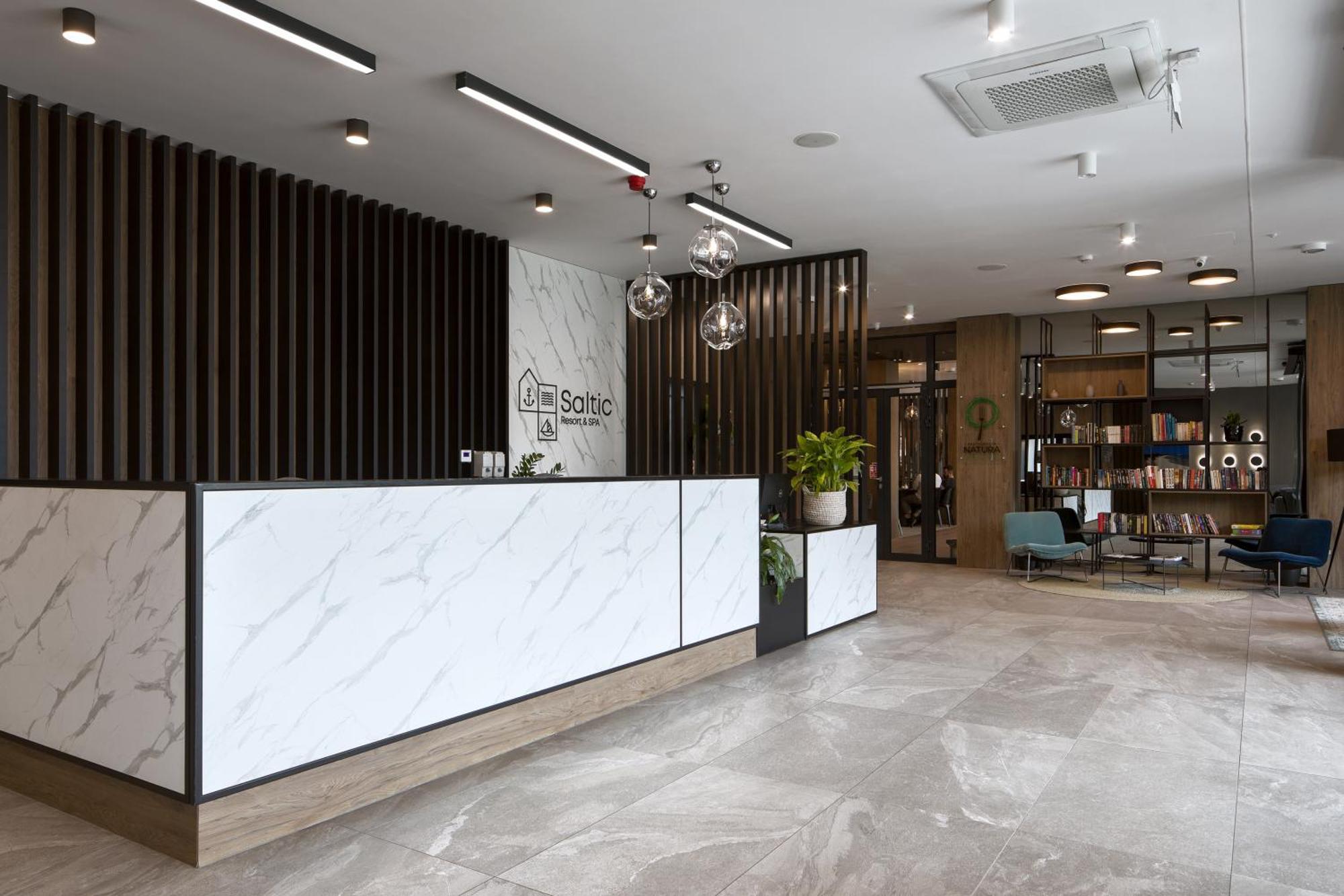 Hotel Saltic Resort & Spa Grzybowo Колобжег Екстериор снимка