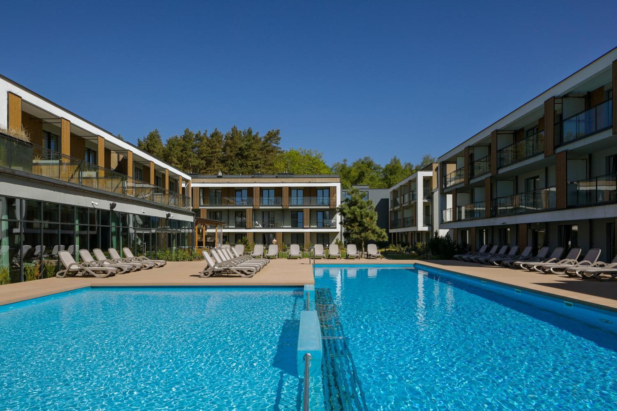 Hotel Saltic Resort & Spa Grzybowo Колобжег Екстериор снимка